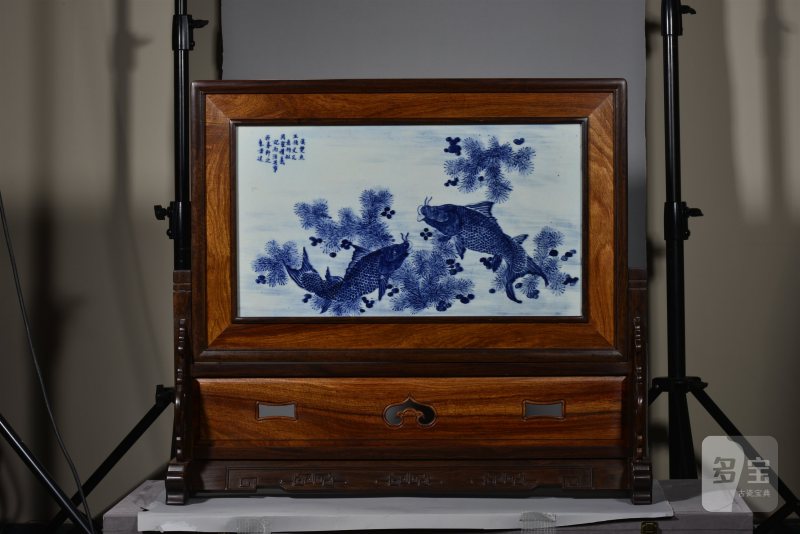 清中期 青花鱼藻纹瓷板插屏 - 图2
